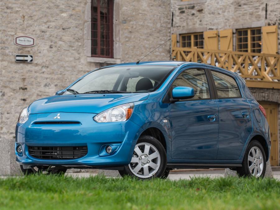  Mitsubishi Mirage 2013 года  (US) (фото 11 из 30)